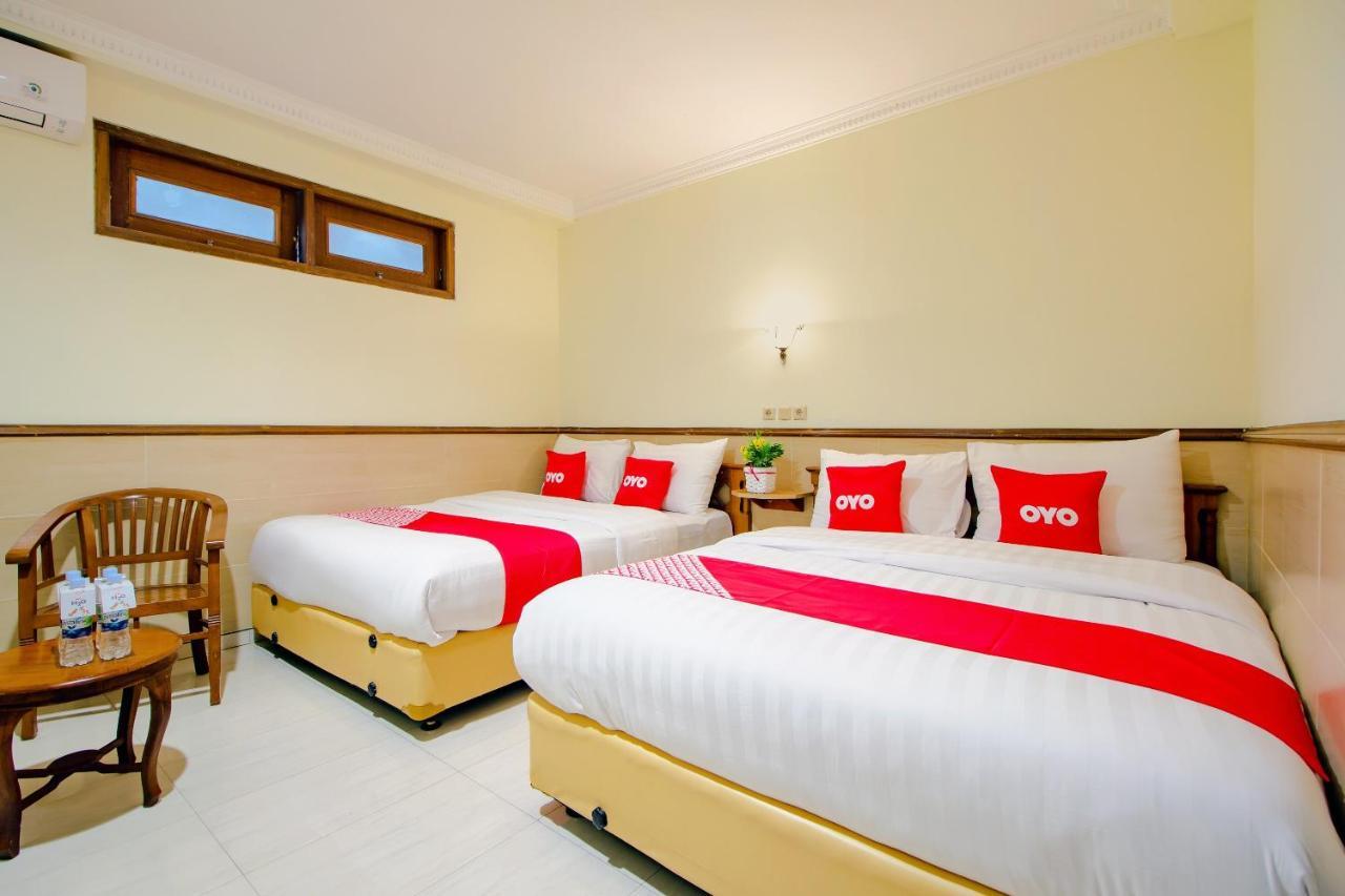Oyo 1683 Hotel Musafira Syariah Джок'якарта Екстер'єр фото