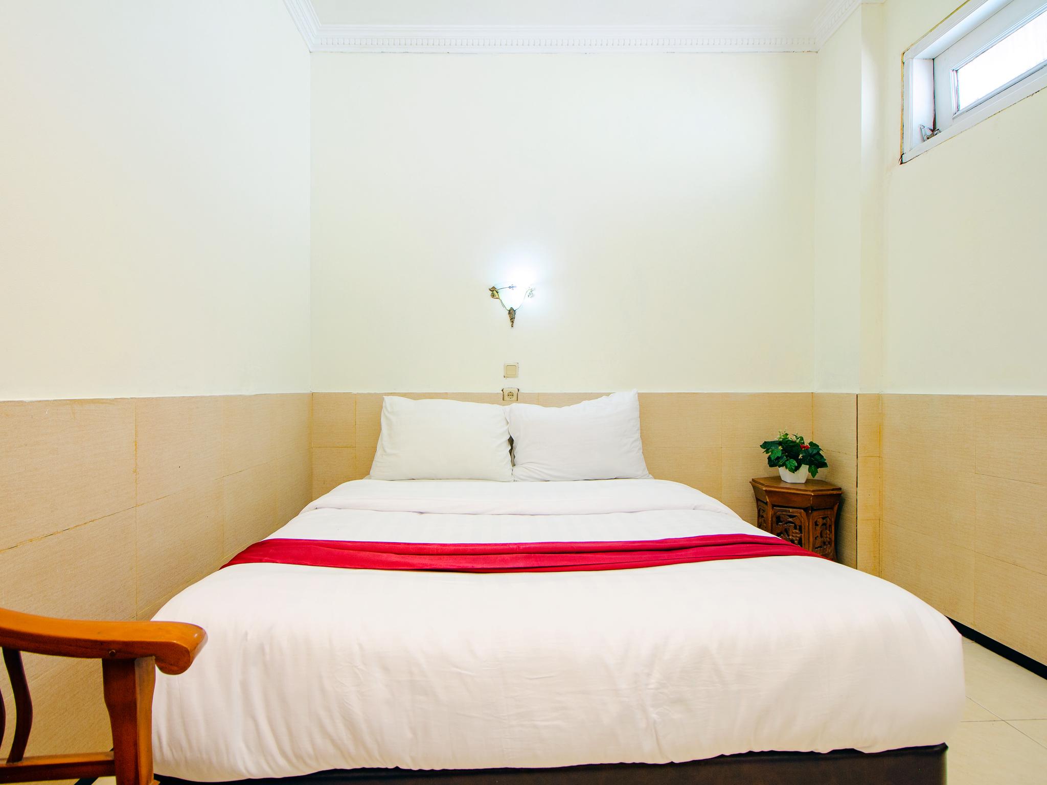 Oyo 1683 Hotel Musafira Syariah Джок'якарта Екстер'єр фото
