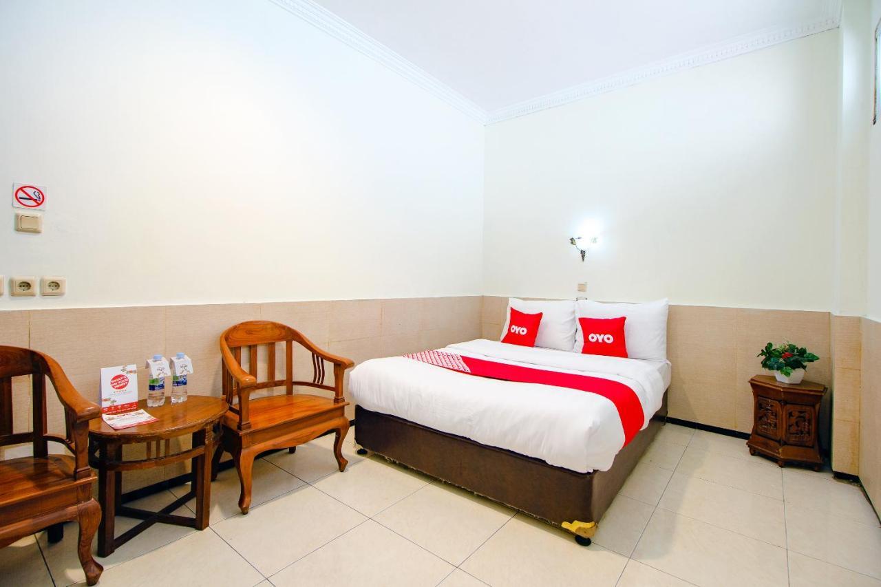 Oyo 1683 Hotel Musafira Syariah Джок'якарта Екстер'єр фото